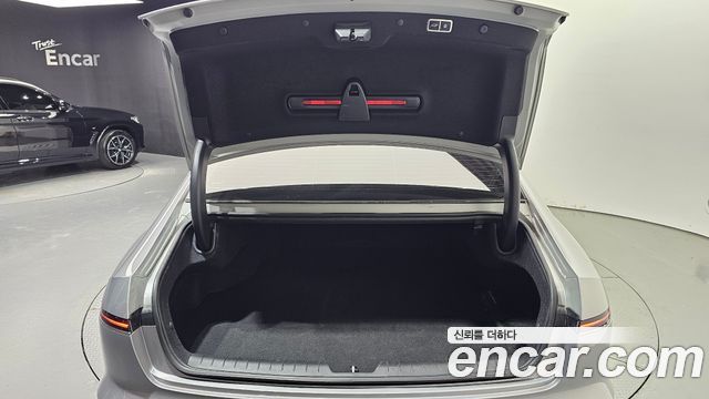 Hyundai Grandeur (GN7) 3.5 LPG 2WD (Taxi) Deluxe 2024 — фото 20