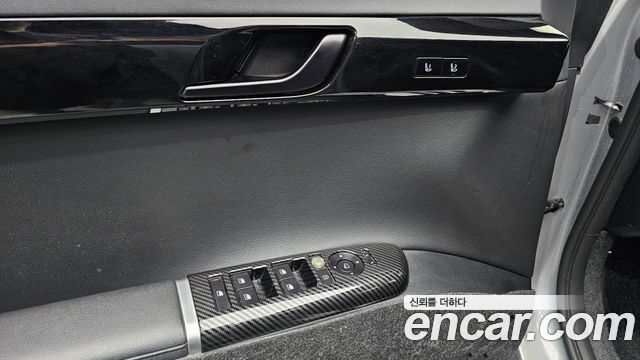 Hyundai Grandeur (GN7) 3.5 LPG 2WD (Taxi) Deluxe 2024 — фото 30