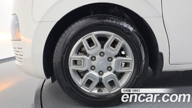 Hyundai Staria Cargo 5-Seater Modern 2022 — фото 5
