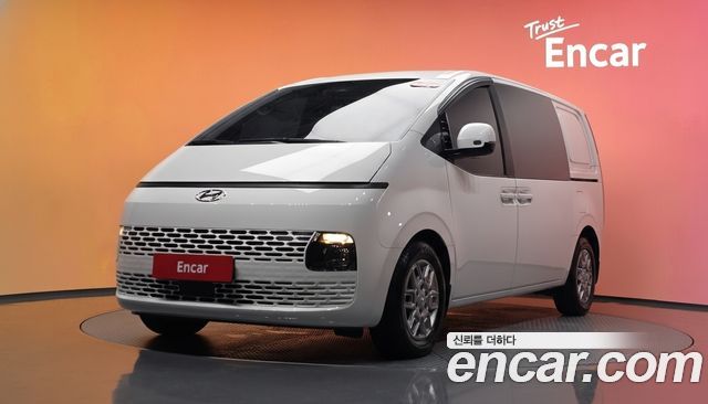 Hyundai Staria Cargo 5-Seater Modern 2022 — фото 1
