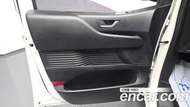 Hyundai Staria Cargo 5-Seater Modern 2022 — фото 24