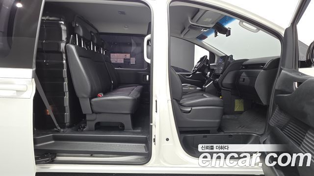 Hyundai Staria Cargo 5-Seater Modern 2022 — фото 26
