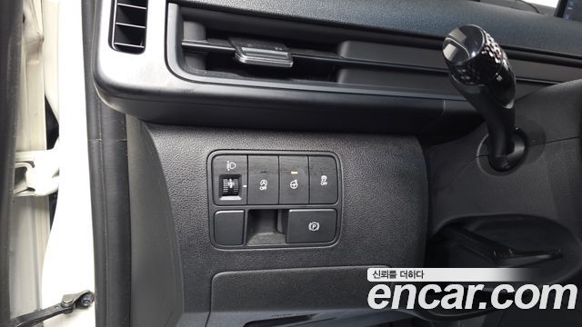 Hyundai Staria Cargo 5-Seater Modern 2022 — фото 28