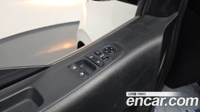 Hyundai Staria Cargo 5-Seater Modern 2022 — фото 30