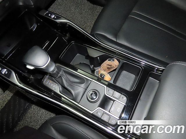Kia Sorento (IV) Diesel 2.2 2WD Prestige 2022 — фото 17
