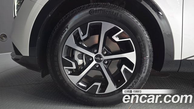 Kia Sportage Hybrid (V) Signature 2WD 2023 — фото 5