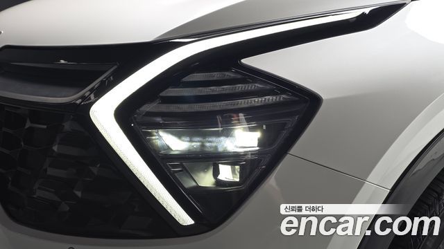 Kia Sportage Hybrid (V) Signature 2WD 2023 — фото 22
