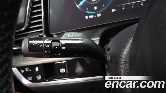 Kia Sportage Hybrid (V) Signature 2WD 2023 — фото 30