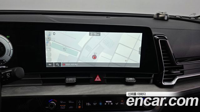 Kia Sportage Hybrid (V) Signature 2WD 2022 — фото 14