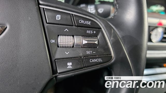 Genesis G90 3.3 T AWD Premium 2019 — фото 19