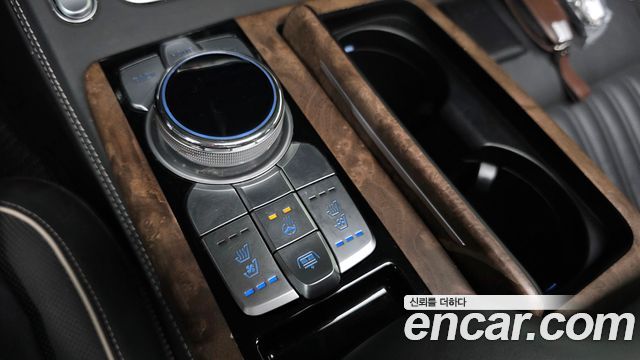 Genesis G90 3.3 T AWD Premium 2019 — фото 20