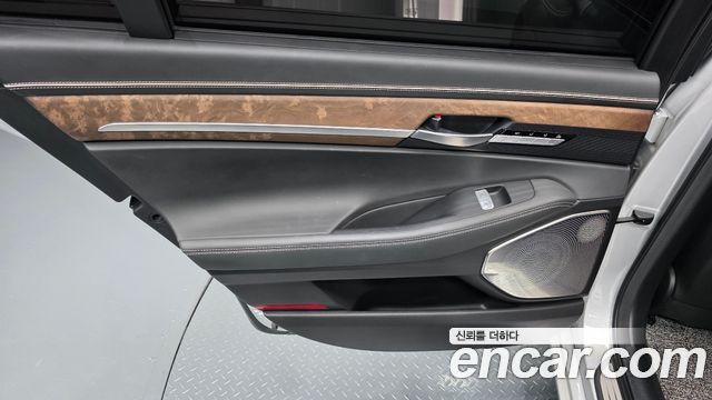 Genesis G90 3.3 T AWD Premium 2019 — фото 25