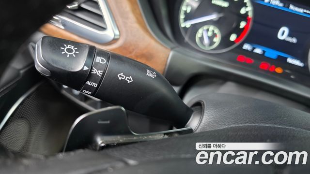 Genesis G90 3.3 T AWD Premium 2019 — фото 27