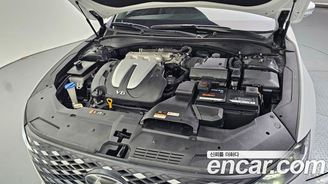 Hyundai Grandeur (IG) 3.0 LPi (Taxi) Deluxe VIP Pack 2020 — фото 6
