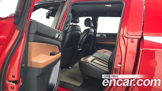KG Mobility (SsangYong) Rexton Sports Khan Diesel 2.2 4WD Professional S (5-Link) 2019 — фото 12