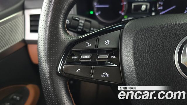 KG Mobility (SsangYong) Rexton Sports Khan Diesel 2.2 4WD Professional S (5-Link) 2019 — фото 16