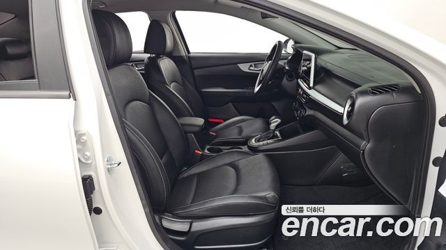 Kia K3 (II) 1.6 Trendy 2024 — фото 15
