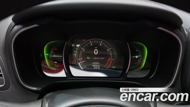 Renault Korea QM6 2.0 LPe RE Signature 2WD 2023 — фото 8