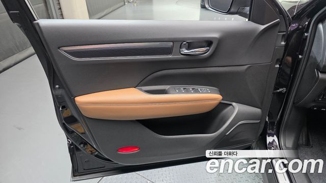 Renault Korea QM6 2.0 LPe RE Signature 2WD 2023 — фото 30