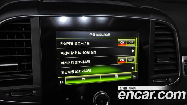 Renault Korea QM6 2.0 LPe RE Signature 2WD 2023 — фото 42