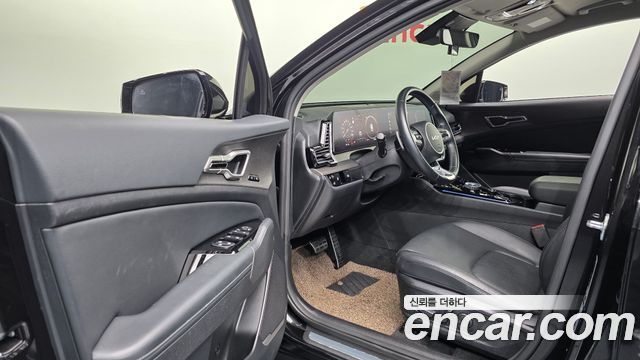 Kia Sportage (V) Gasoline 1.6 Turbo 2WD Signature 2023 — фото 10