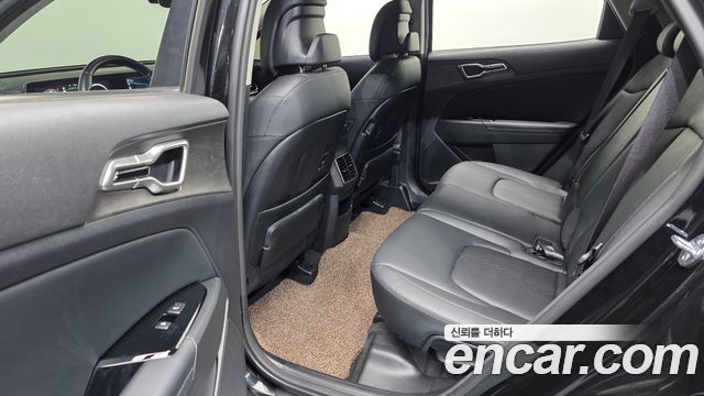 Kia Sportage (V) Gasoline 1.6 Turbo 2WD Signature 2023 — фото 12