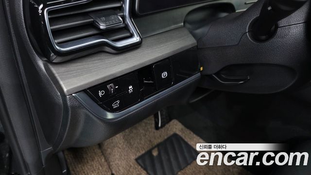 Kia Sportage (V) Gasoline 1.6 Turbo 2WD Signature 2023 — фото 17