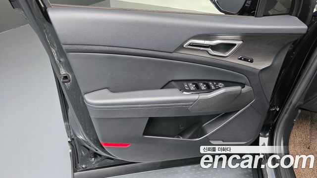 Kia Sportage (V) Gasoline 1.6 Turbo 2WD Signature 2023 — фото 24
