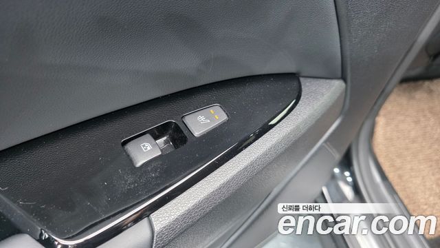 Kia Sportage (V) Gasoline 1.6 Turbo 2WD Signature 2023 — фото 29