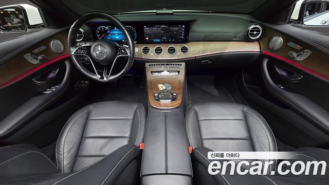 Mercedes-Benz E-Class (W213) E300e 4MATIC Exclusive 2021 — фото 7