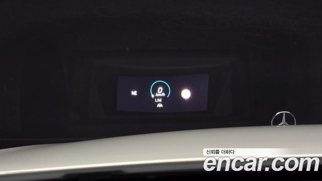 Mercedes-Benz E-Class (W213) E300e 4MATIC Exclusive 2021 — фото 14