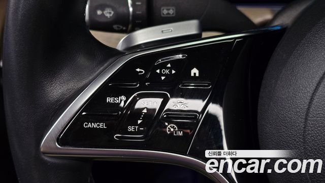 Mercedes-Benz E-Class (W213) E300e 4MATIC Exclusive 2021 — фото 15