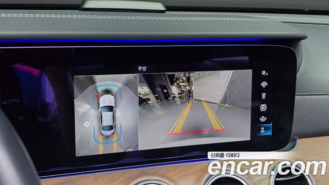 Mercedes-Benz E-Class (W213) E300e 4MATIC Exclusive 2021 — фото 17