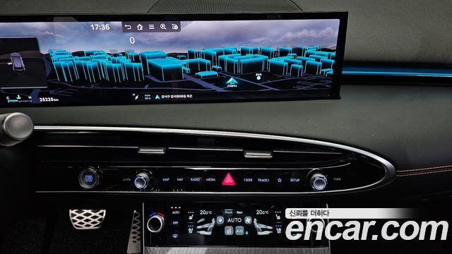 Genesis GV70 2.5T Gasoline AWD 2025 — фото 14