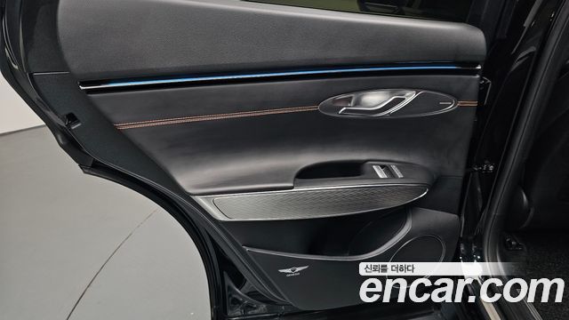 Genesis GV70 2.5T Gasoline AWD 2025 — фото 25