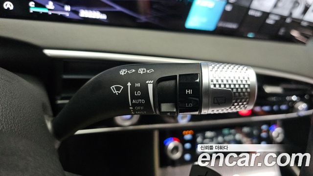 Genesis GV70 2.5T Gasoline AWD 2025 — фото 33