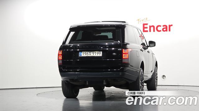 Land Rover Range Rover (IV) 4.4 SDV8 Vogue SE DIESEL 2014 — фото 4