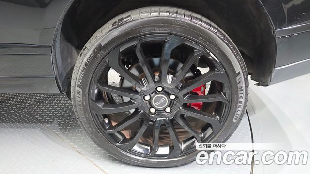 Land Rover Range Rover (IV) 4.4 SDV8 Vogue SE DIESEL 2014 — фото 21