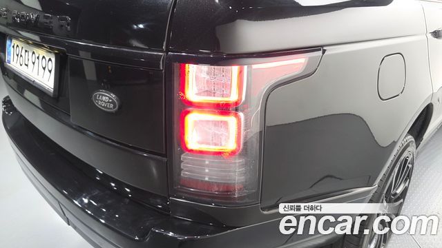 Land Rover Range Rover (IV) 4.4 SDV8 Vogue SE DIESEL 2014 — фото 23