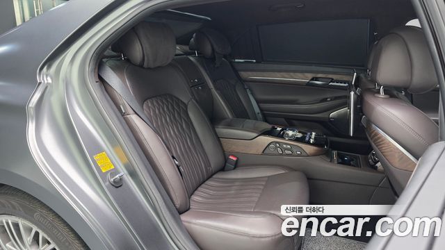 Genesis G90 3.3 T AWD Premium 2021 — фото 11