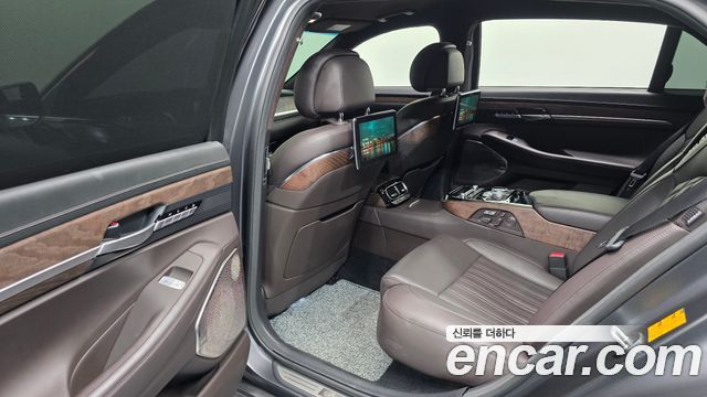 Genesis G90 3.3 T AWD Premium 2021 — фото 12