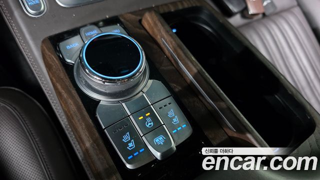 Genesis G90 3.3 T AWD Premium 2021 — фото 20