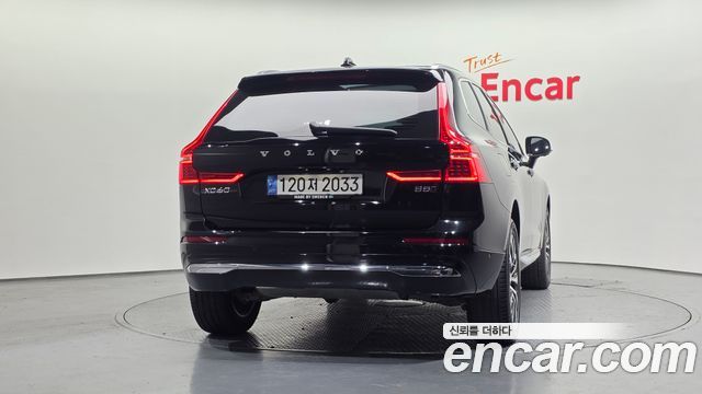 Volvo XC60 (II) B5 Ultimate Bright 2023 — фото 4