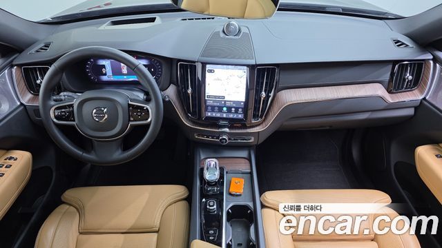 Volvo XC60 (II) B5 Ultimate Bright 2023 — фото 7