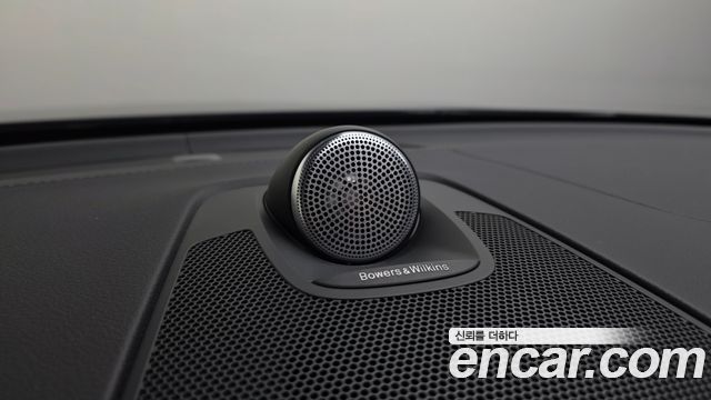 Volvo XC60 (II) B5 Ultimate Bright 2023 — фото 28