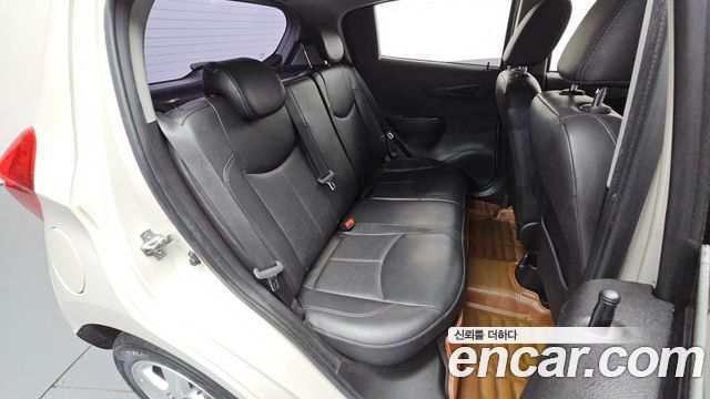 Chevrolet Next Spark LT Plus 2016 — фото 11