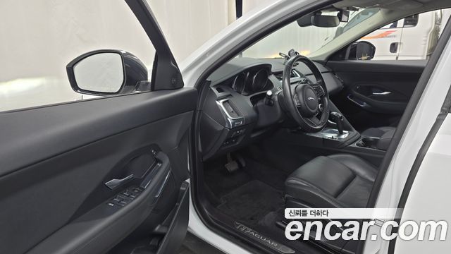 Jaguar E-PACE P250 S 2018 — фото 10