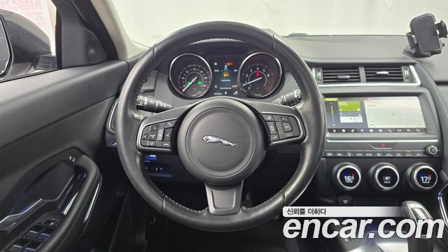 Jaguar E-PACE P250 S 2018 — фото 16