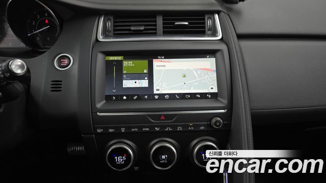 Jaguar E-PACE P250 S 2018 — фото 17