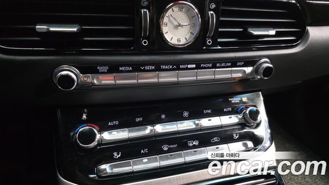 Genesis EQ900 3.3 T-GDI AWD Luxury 2016 — фото 16